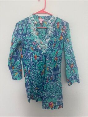 Lilly Pulitzer Turquoise and Blue Floral V-Neck Tunic